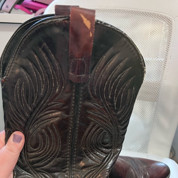 Laredo Brown Heeled Boots - Picture 8 of 8